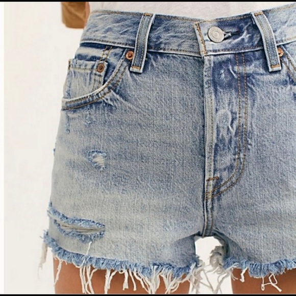 Levi’s 501 Original Shorts Distressed - Picture 2 of 6